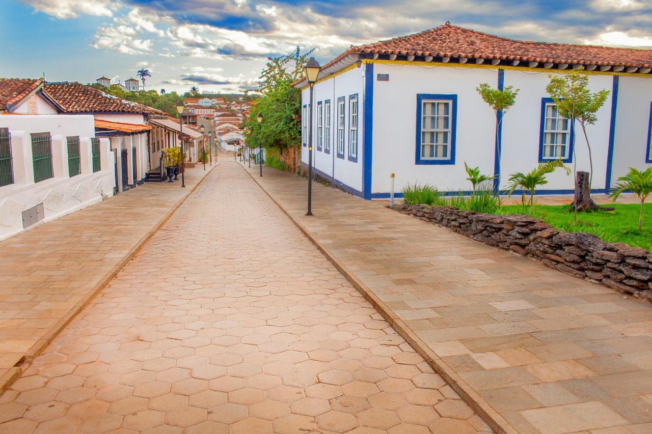 Casa De Frida Galeria * Pirenopolis